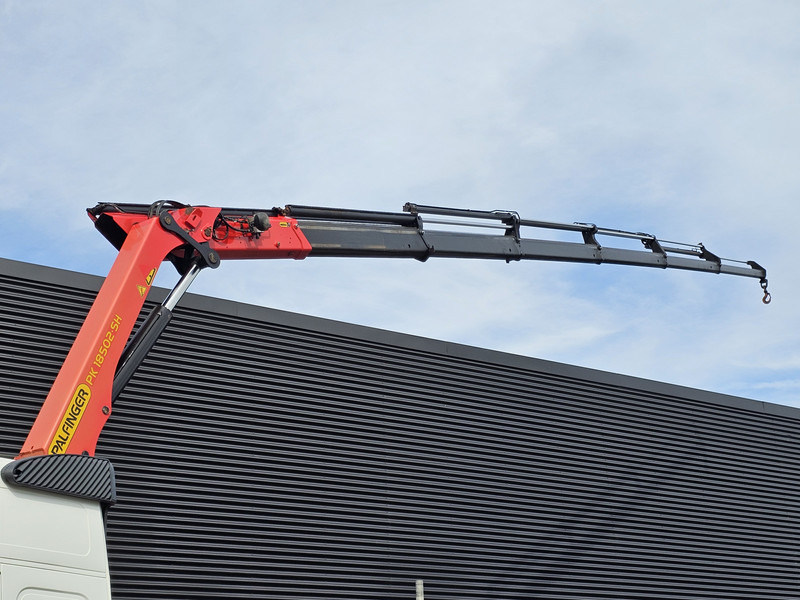 Volvo FM420 4x2 / PALFINGER 18502 - 17 mtr / CRANE / KRAN - Camión caja abierta, Camión grúa: foto 4 Volvo FM420 4x2 / PALFINGER 18502 - 17 mtr / CRANE / KRAN - Camión caja abierta, Camión grúa: foto 4