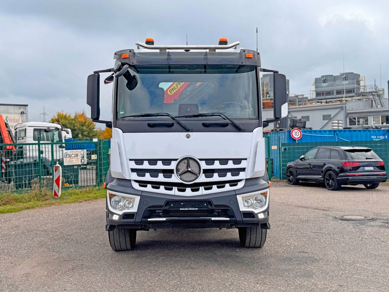 Camión volquete Mercedes-Benz 1840  2140 4X2 Kipper % Kran mit Funk Top Zust.: foto 8