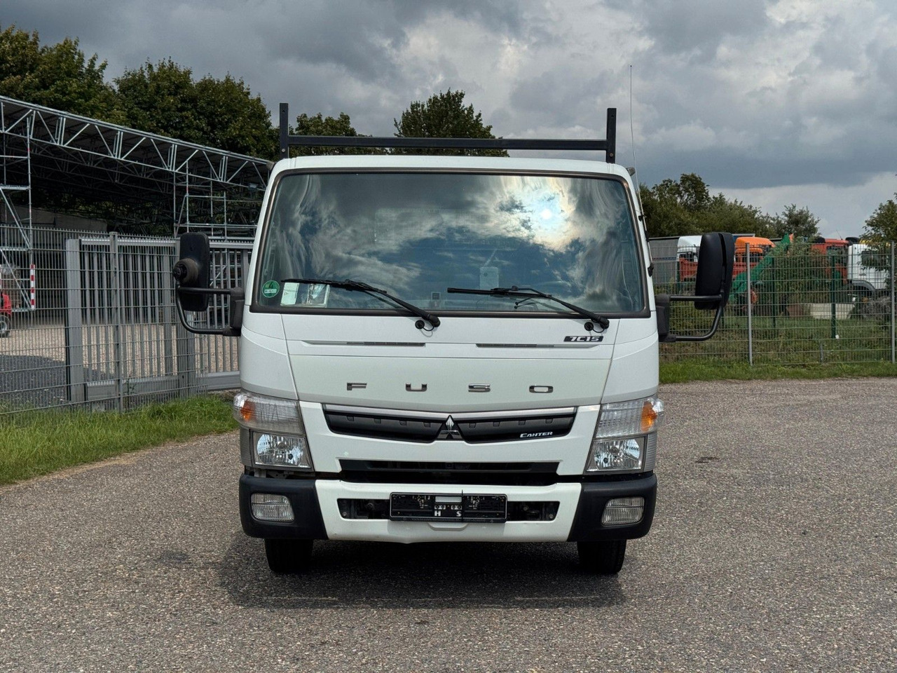 Mitsubishi 7C15 Fuso Canter 4x2 mit Meiller 3S. Kipper - Volquete furgoneta: foto 3 Mitsubishi 7C15 Fuso Canter 4x2 mit Meiller 3S. Kipper - Volquete furgoneta: foto 3
