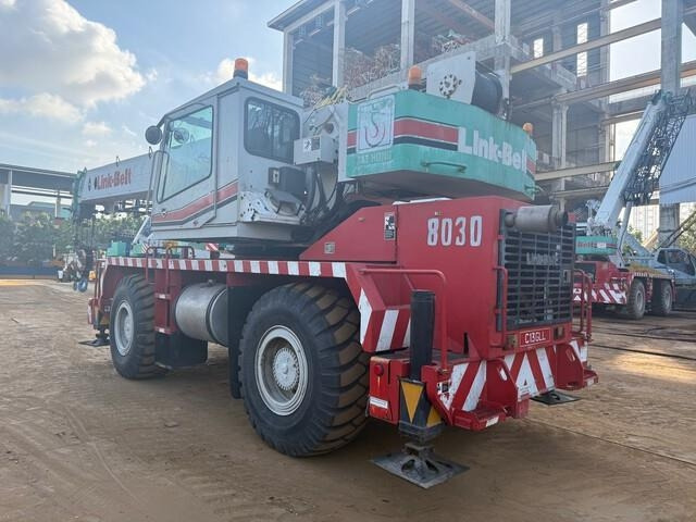 Link-Belt RTC 8030-2 - Grúa para terrenos difíciles: foto 2 Link-Belt RTC 8030-2 - Grúa para terrenos difíciles: foto 2