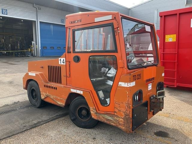 Charlatte TD225 - Remolcadora: foto 4 Charlatte TD225 - Remolcadora: foto 4