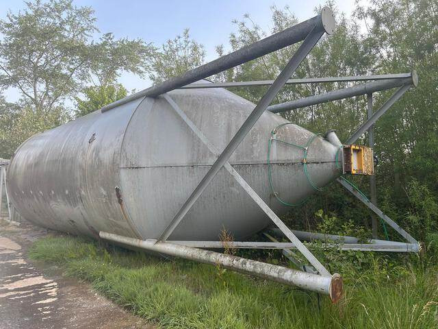 Quantity of (2) Cement Silo - Silo de cemento: foto 3 Quantity of (2) Cement Silo - Silo de cemento: foto 3