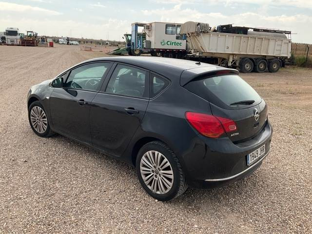Opel Astra - Coche: foto 2 Opel Astra - Coche: foto 2