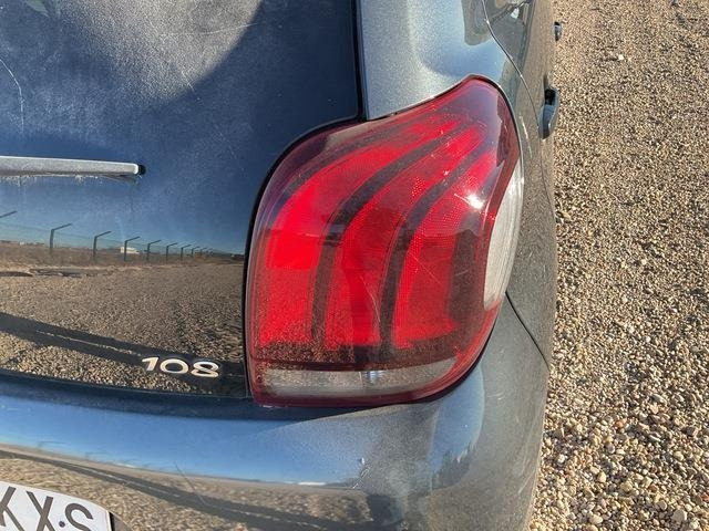 Coche Peugeot 108: foto 12