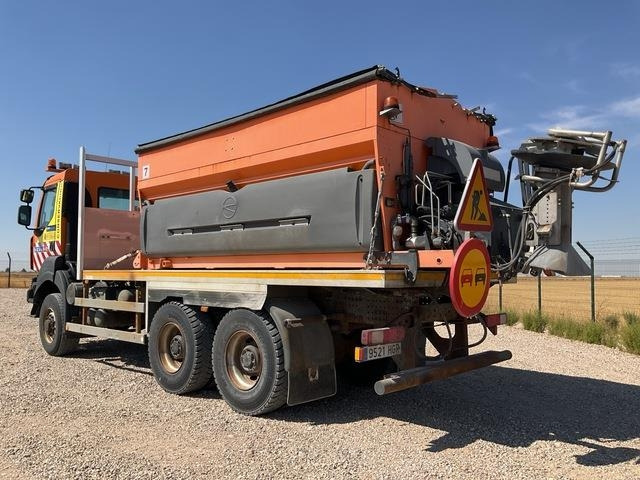 Renault Kerax 430DXI - Máquina quitanieve: foto 2 Renault Kerax 430DXI - Máquina quitanieve: foto 2