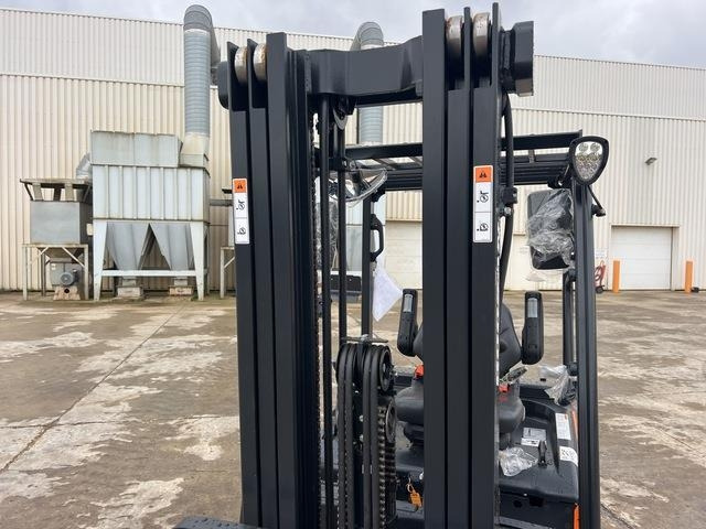 Leasing de  Doosan B15T-7 PLUS Doosan B15T-7 PLUS: foto 15