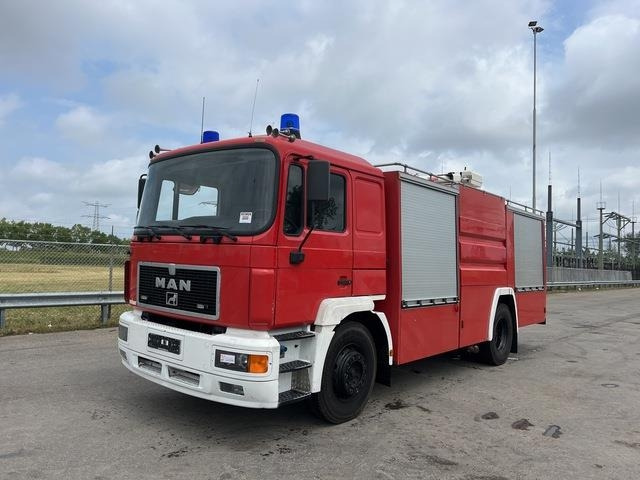 MAN M38 591 - Camión de bomberos: foto 1 MAN M38 591 - Camión de bomberos: foto 1