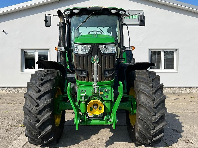 John Deere 6210R Frontzapfwelle - Tractor: foto 3 John Deere 6210R Frontzapfwelle - Tractor: foto 3