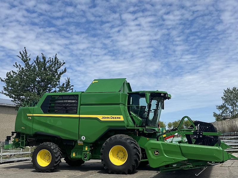 John Deere T5 400 + 6,70m Vario-Schneidwerk - Cosechadora de granos: foto 5 John Deere T5 400 + 6,70m Vario-Schneidwerk - Cosechadora de granos: foto 5