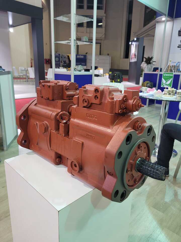 KAWASAKİ K3V112DT-HNOV - Bomba hidráulica para Maquinaria de construcción: foto 2 KAWASAKİ K3V112DT-HNOV - Bomba hidráulica para Maquinaria de construcción: foto 2