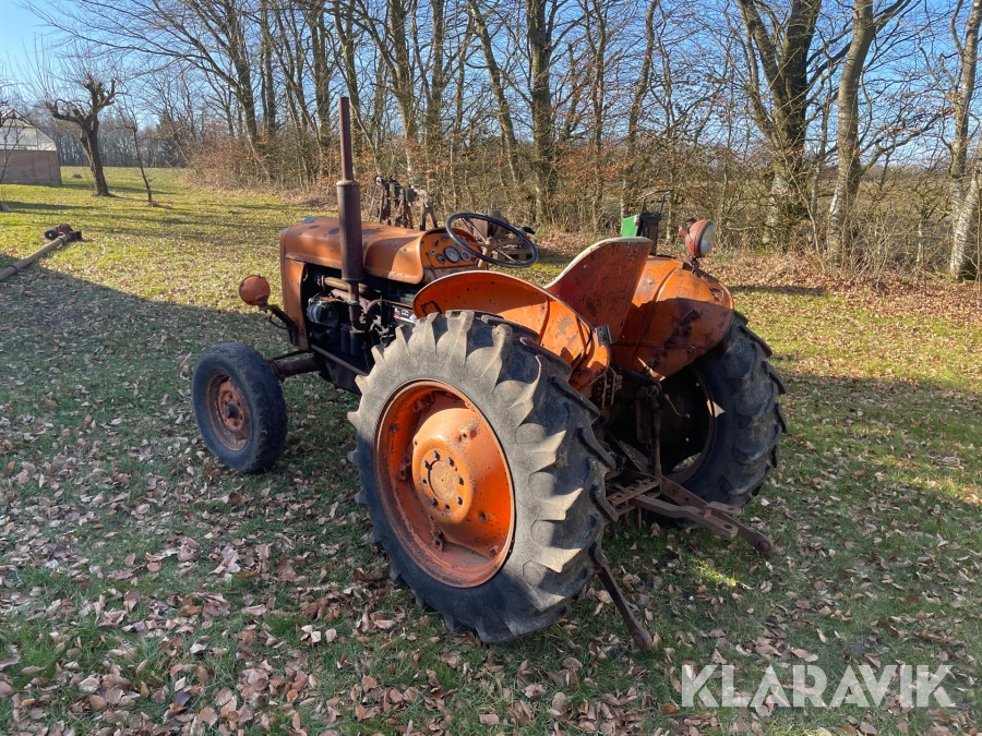 Veterantraktor Fiat 411 - Tractor: foto 3 Veterantraktor Fiat 411 - Tractor: foto 3