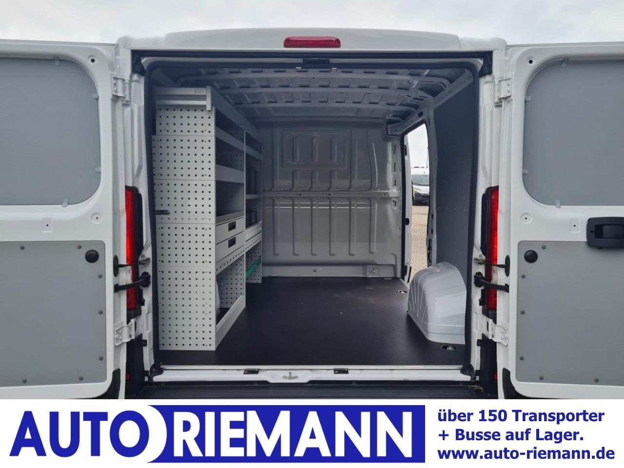 Fiat Ducato 30 Kasten L1H1 KLIMA PDC REGALE TEMPOMAT - Furgoneta pequeña: foto 1 Fiat Ducato 30 Kasten L1H1 KLIMA PDC REGALE TEMPOMAT - Furgoneta pequeña: foto 1
