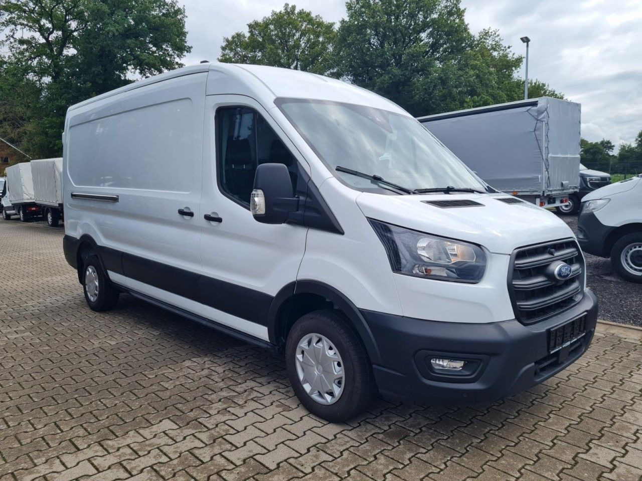 Ford Transit 350 Kasten AG L3H2 Trend KLIMA PDC TEMPO - Furgón: foto 3 Ford Transit 350 Kasten AG L3H2 Trend KLIMA PDC TEMPO - Furgón: foto 3