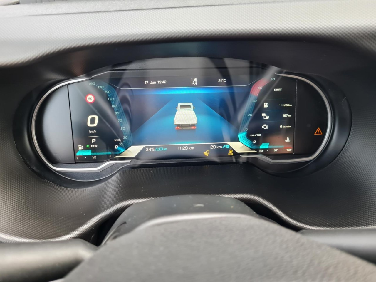 Furgoneta caja cerrada Iveco DAILY 35S18 Koffer Automatik ALU KAMERA NAVI TEMPOMAT: foto 10