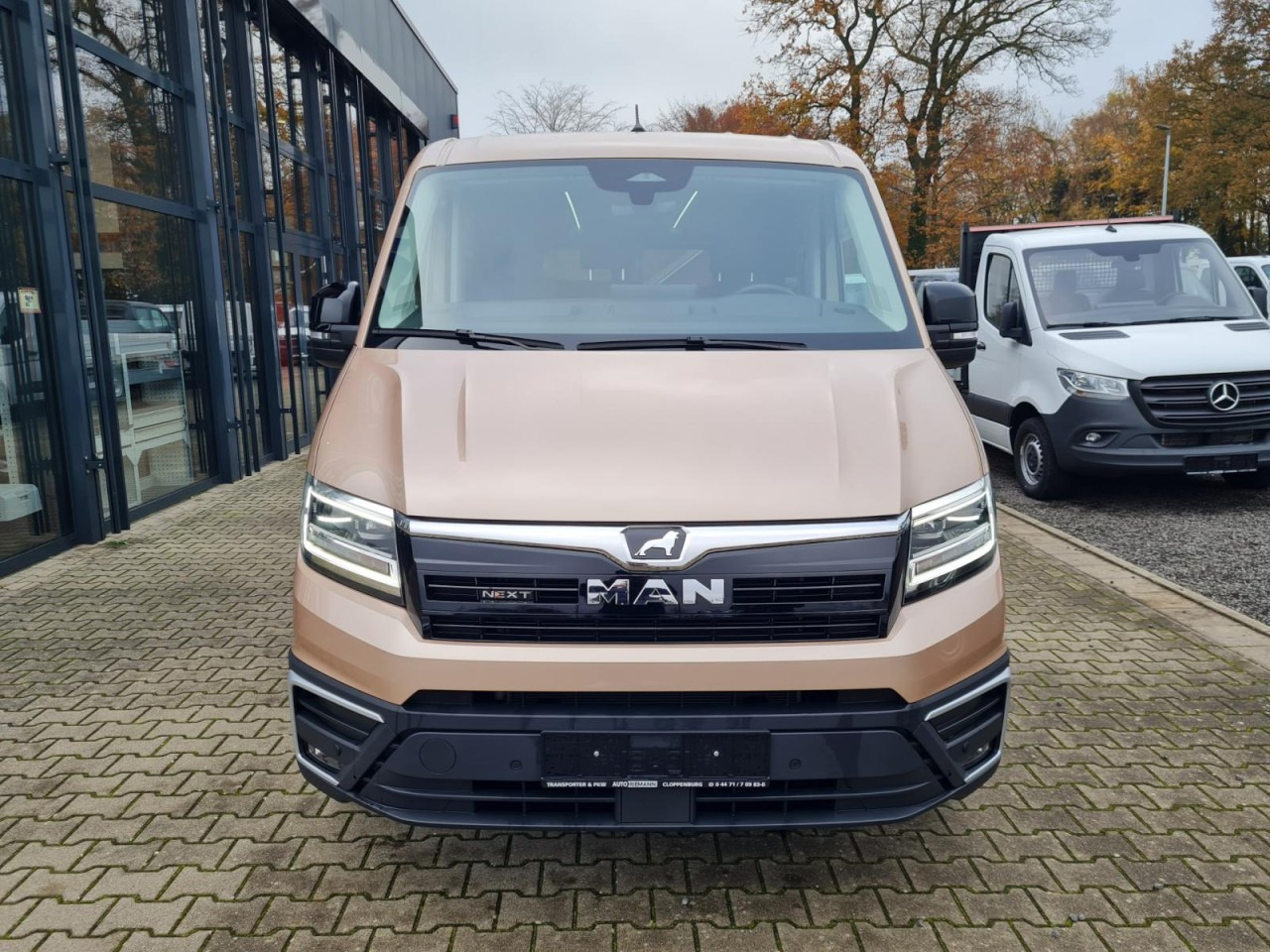 Man TGE 3.180 TDi Kombi 9 Sitze ALU KAMERA LED LEDER Sonderumbau - Minibús, Furgoneta de pasajeros: foto 2 Man TGE 3.180 TDi Kombi 9 Sitze ALU KAMERA LED LEDER Sonderumbau - Minibús, Furgoneta de pasajeros: foto 2
