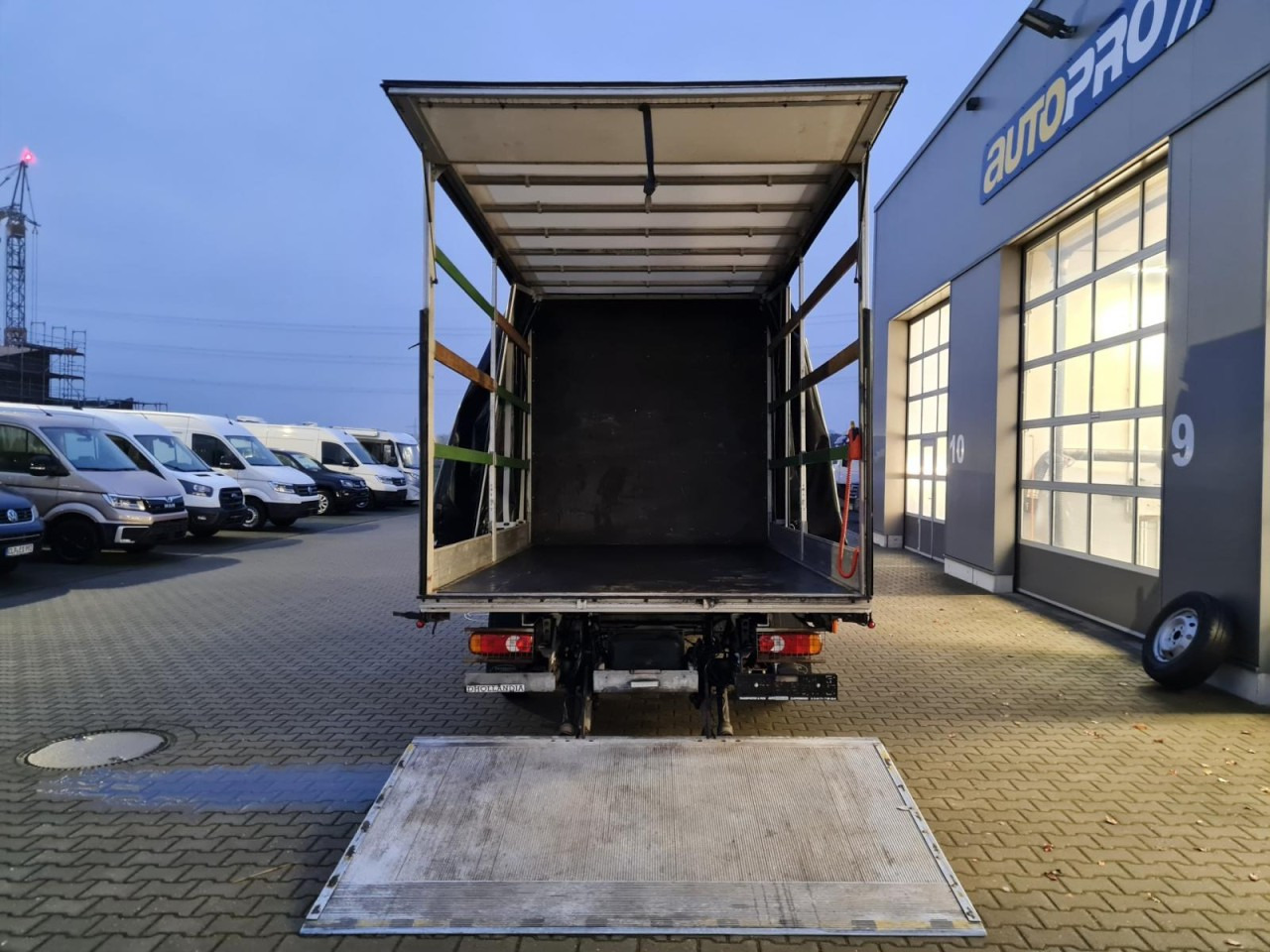 Furgoneta con caja de lona Peugeot Boxer 35 Pritsche 2x Schiebe Plane LBW L4 KLIMA: foto 6