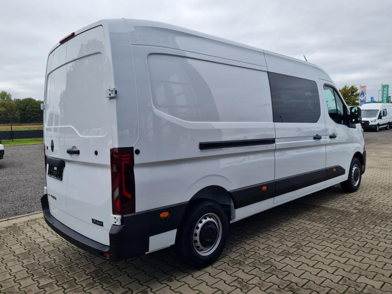 Renault Master 3,5t Kasten dCi Doka L3H2 KLIMA TEMPOMAT - Furgoneta combi: foto 4 Renault Master 3,5t Kasten dCi Doka L3H2 KLIMA TEMPOMAT - Furgoneta combi: foto 4