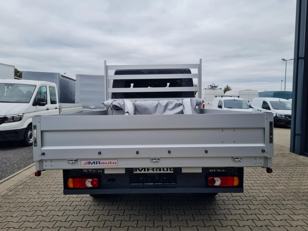 Renault Master 35 New Doka lang L3 AG Klima Komfort Tempomat - Caja abierta furgoneta, Furgoneta combi: foto 5 Renault Master 35 New Doka lang L3 AG Klima Komfort Tempomat - Caja abierta furgoneta, Furgoneta combi: foto 5