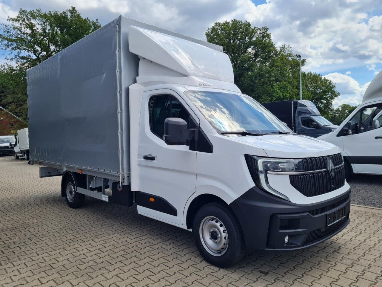 Renault Master 35 Pritsche Schiebe Plane dCi 170 10 Pal. - Furgoneta con caja de lona: foto 4 Renault Master 35 Pritsche Schiebe Plane dCi 170 10 Pal. - Furgoneta con caja de lona: foto 4
