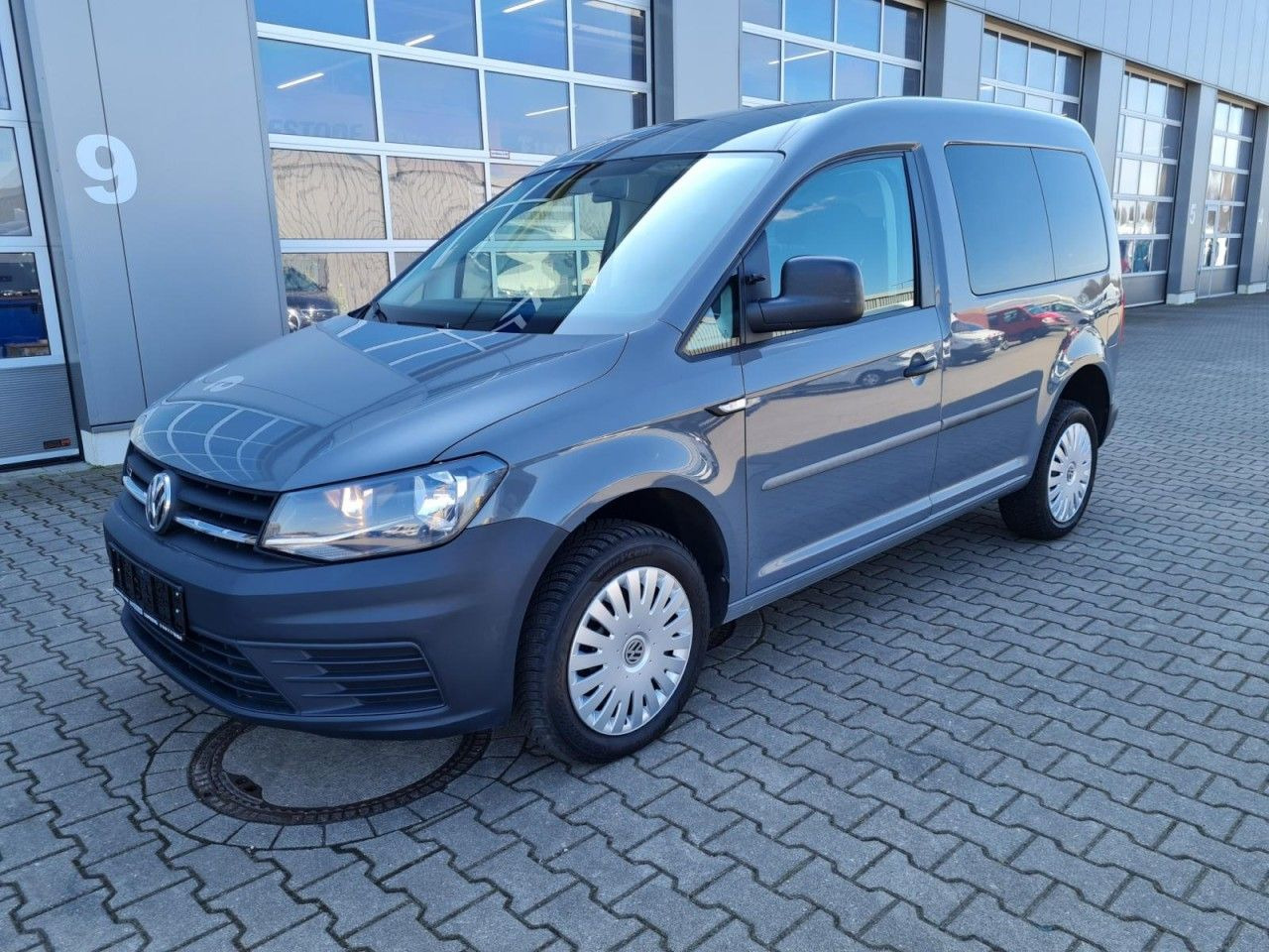 Volkswagen Caddy 4Motion TDi Kombi 5-Sitze TEMPO STHZ REGAL - Coche familiar: foto 3 Volkswagen Caddy 4Motion TDi Kombi 5-Sitze TEMPO STHZ REGAL - Coche familiar: foto 3