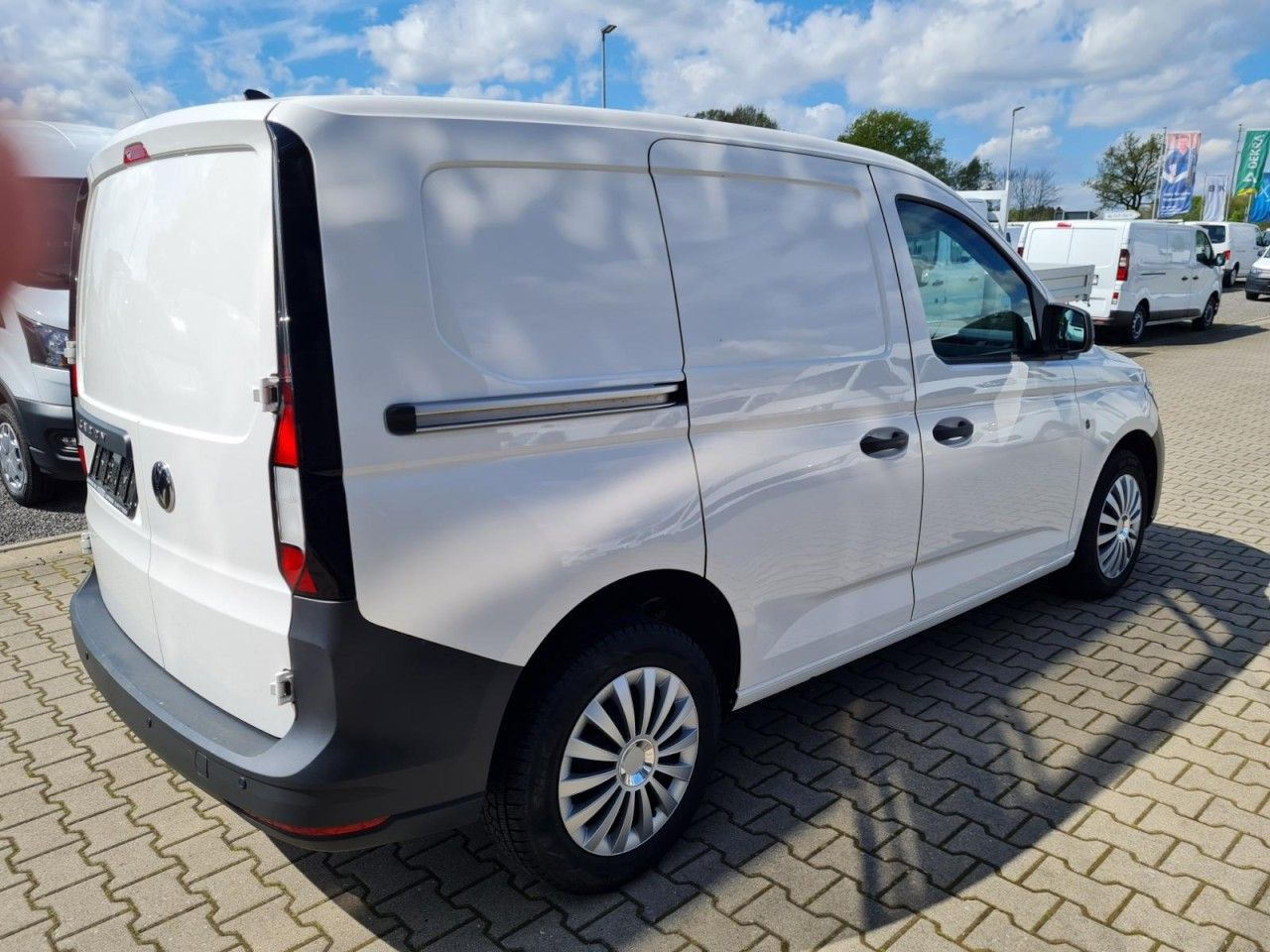 Volkswagen Caddy Kasten Cargo 2.0 TDI KLIMA KOMFORT PDC - Furgoneta pequeña: foto 4 Volkswagen Caddy Kasten Cargo 2.0 TDI KLIMA KOMFORT PDC - Furgoneta pequeña: foto 4