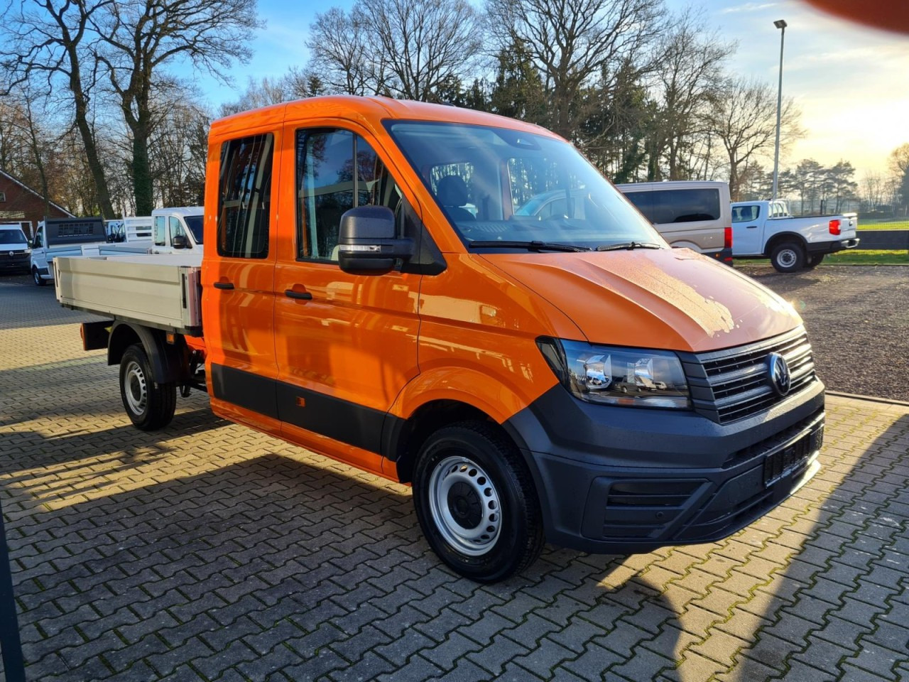 Volkswagen Crafter 35 Doka 7-Sitze MR AHK KLIMA PDC TEMPOMAT - Caja abierta furgoneta, Furgoneta combi: foto 3 Volkswagen Crafter 35 Doka 7-Sitze MR AHK KLIMA PDC TEMPOMAT - Caja abierta furgoneta, Furgoneta combi: foto 3
