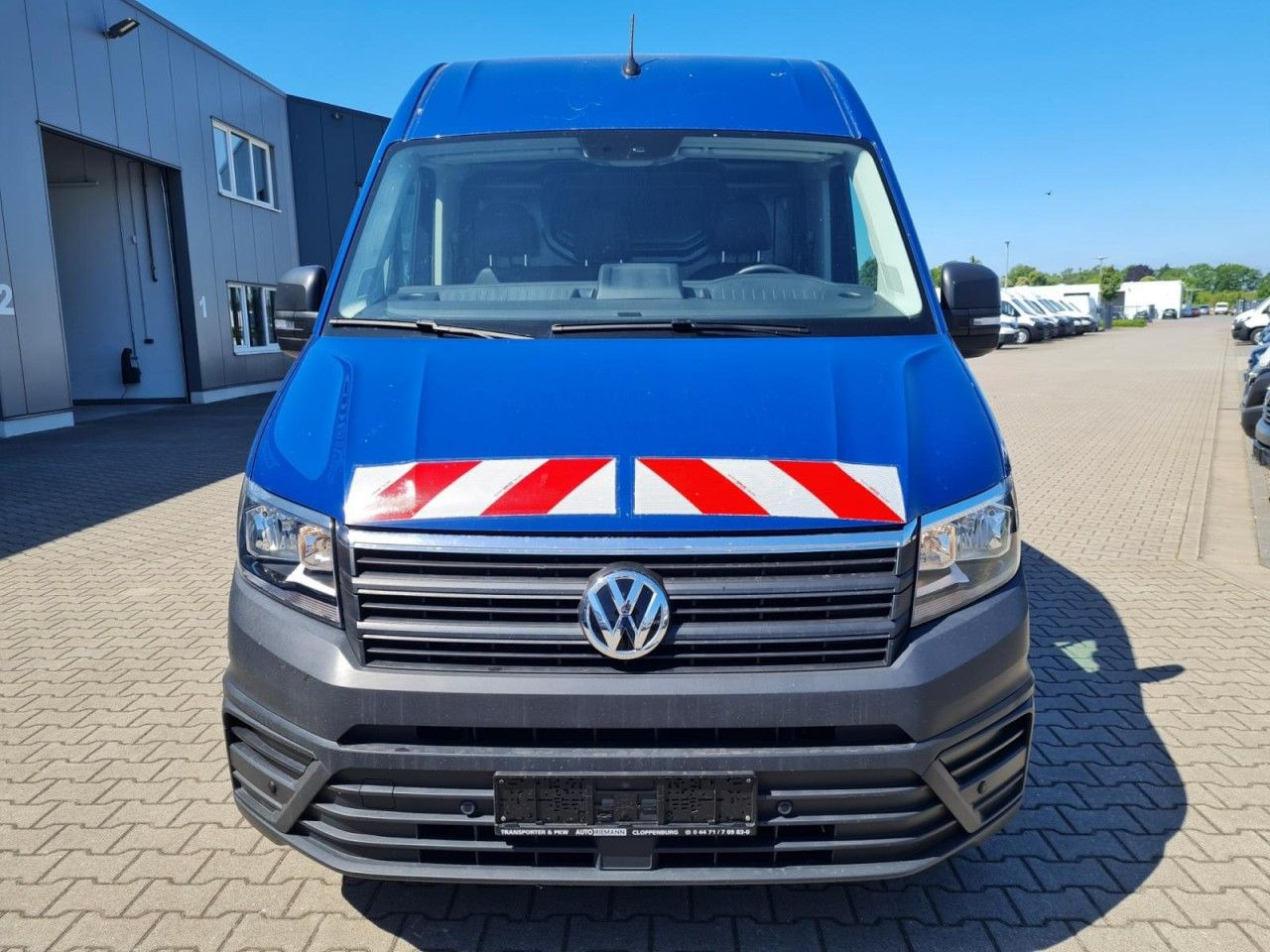 Volkswagen Crafter 35 Kasten TDI MR L3H3 RWD AHK - Furgón: foto 2 Volkswagen Crafter 35 Kasten TDI MR L3H3 RWD AHK - Furgón: foto 2