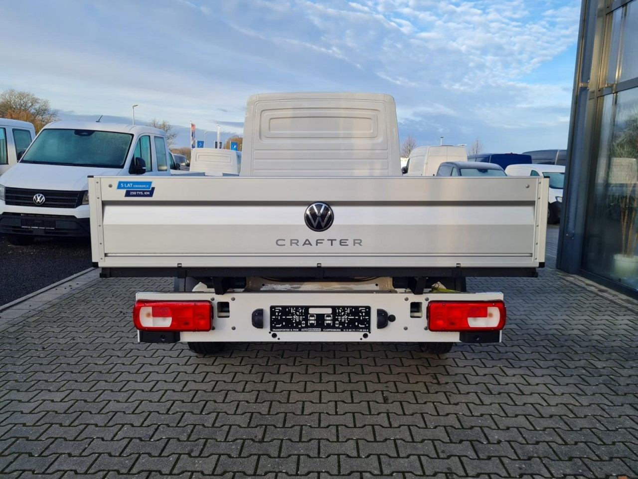 Volkswagen Crafter 35 Pritsche Doka TDI L4 KLIMA PDC TEMPOMAT - Caja abierta furgoneta, Furgoneta combi: foto 5 Volkswagen Crafter 35 Pritsche Doka TDI L4 KLIMA PDC TEMPOMAT - Caja abierta furgoneta, Furgoneta combi: foto 5