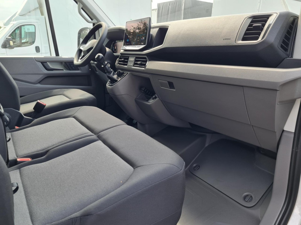 Caja abierta furgoneta Volkswagen Crafter 35 Pritsche TDi MR L3 KLIMA TEMPOMAT: foto 14 Caja abierta furgoneta Volkswagen Crafter 35 Pritsche TDi MR L3 KLIMA TEMPOMAT: foto 14