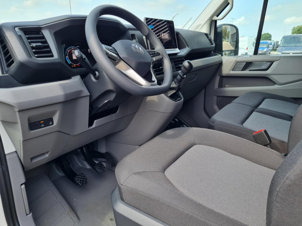 Caja abierta furgoneta Volkswagen Crafter 35 Pritsche TDi MR L3 KLIMA TEMPOMAT: foto 8 Caja abierta furgoneta Volkswagen Crafter 35 Pritsche TDi MR L3 KLIMA TEMPOMAT: foto 8