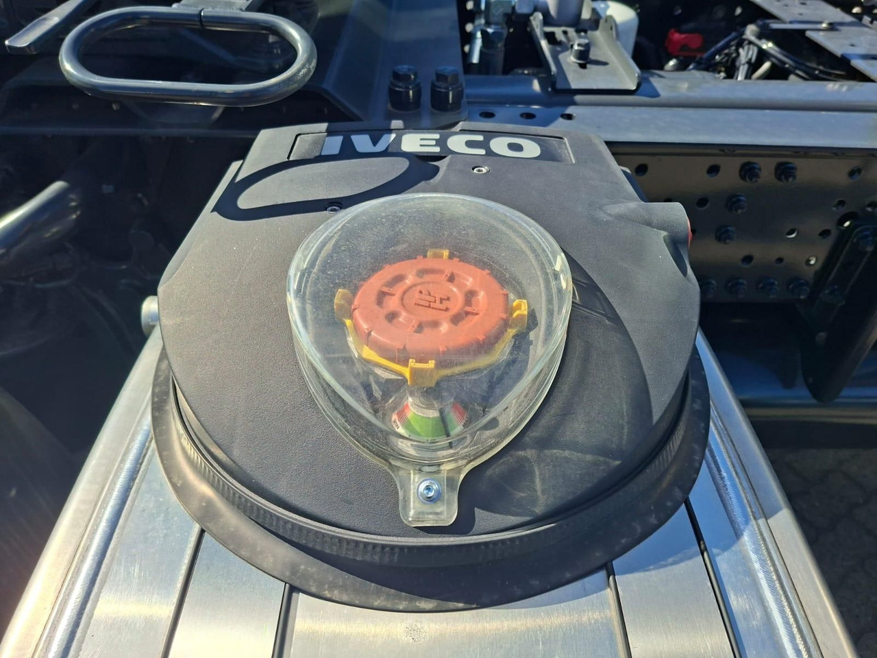 Iveco X-Way AT440X54 T/P 540PS 397 kW (540 PS), Aut... - Cabeza tractora: foto 3 Iveco X-Way AT440X54 T/P 540PS 397 kW (540 PS), Aut... - Cabeza tractora: foto 3