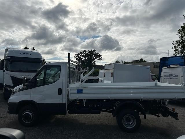 Iveco Daily 70C18H Meiller-Dreiseitenkipper 0% Finan.. - Volquete furgoneta: foto 4 Iveco Daily 70C18H Meiller-Dreiseitenkipper 0% Finan.. - Volquete furgoneta: foto 4