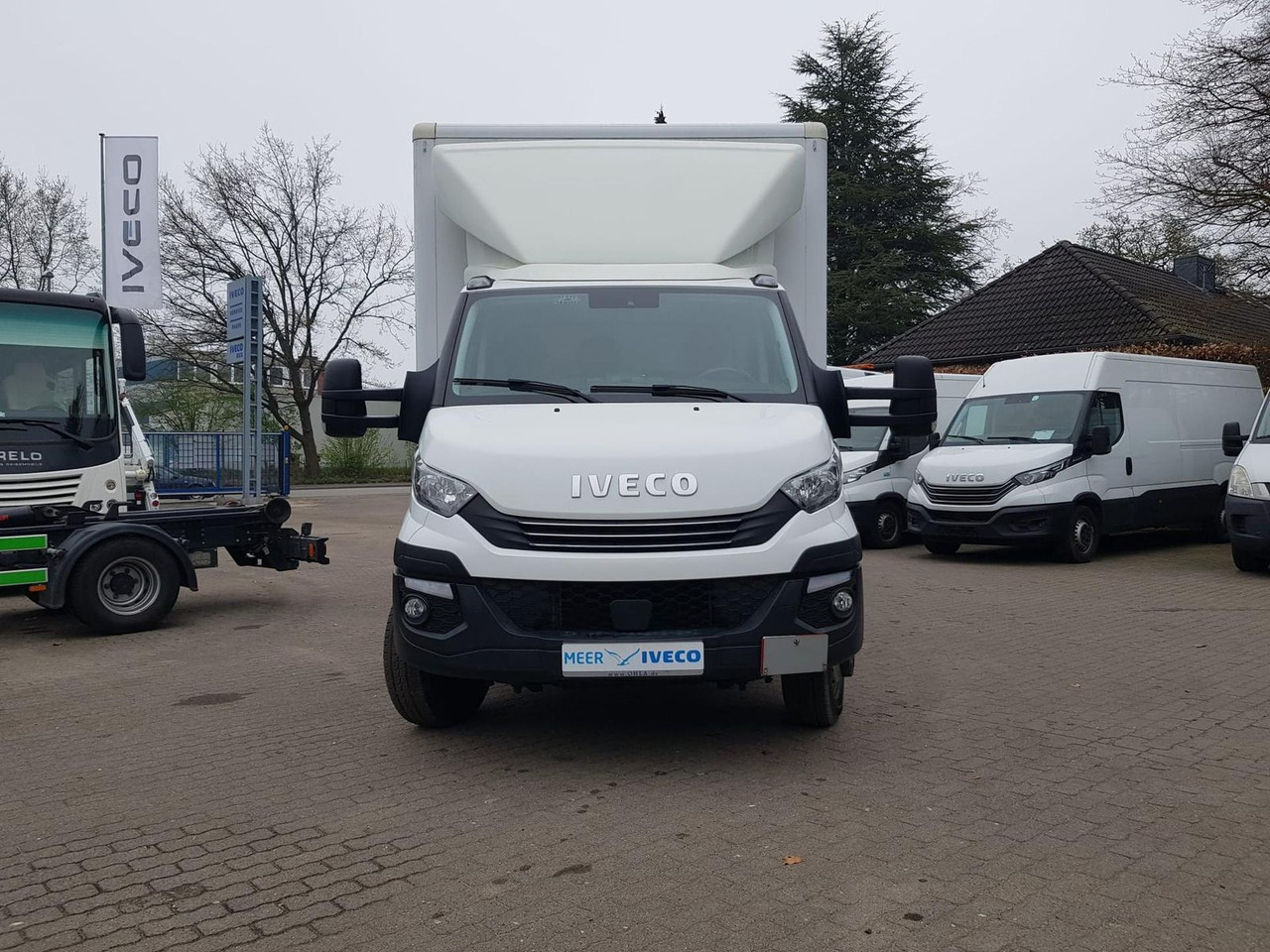 Iveco Daily 70C18HA8/P Koffer, Luftfederung, Kamera - Furgoneta caja cerrada: foto 2 Iveco Daily 70C18HA8/P Koffer, Luftfederung, Kamera - Furgoneta caja cerrada: foto 2