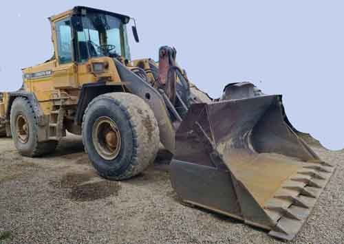 Volvo L120C – wheel loader / Radlader - Cargadora: foto 1 Volvo L120C – wheel loader / Radlader - Cargadora: foto 1