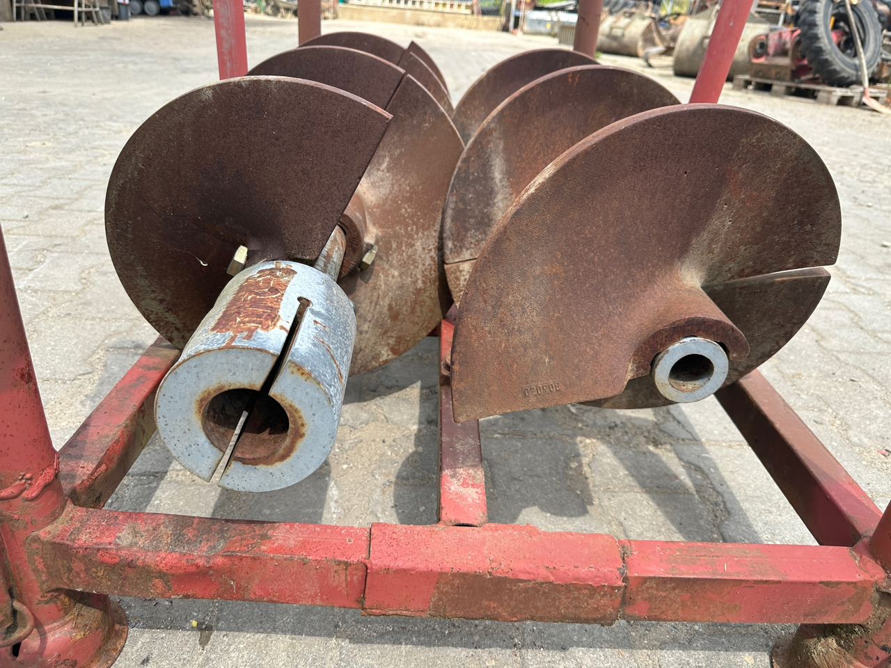 Asphaltförderschnecken Verlängerungen Fertiger - Taladro para tierra: foto 4 Asphaltförderschnecken Verlängerungen Fertiger - Taladro para tierra: foto 4