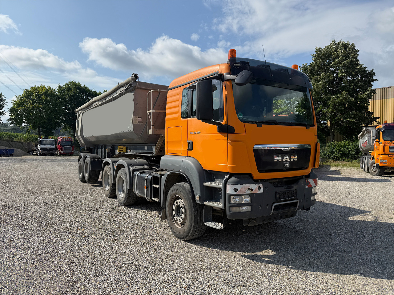MAN TGS 26.480 SZM 6x4 mit Kippauflieger - Camión volquete: foto 4 MAN TGS 26.480 SZM 6x4 mit Kippauflieger - Camión volquete: foto 4