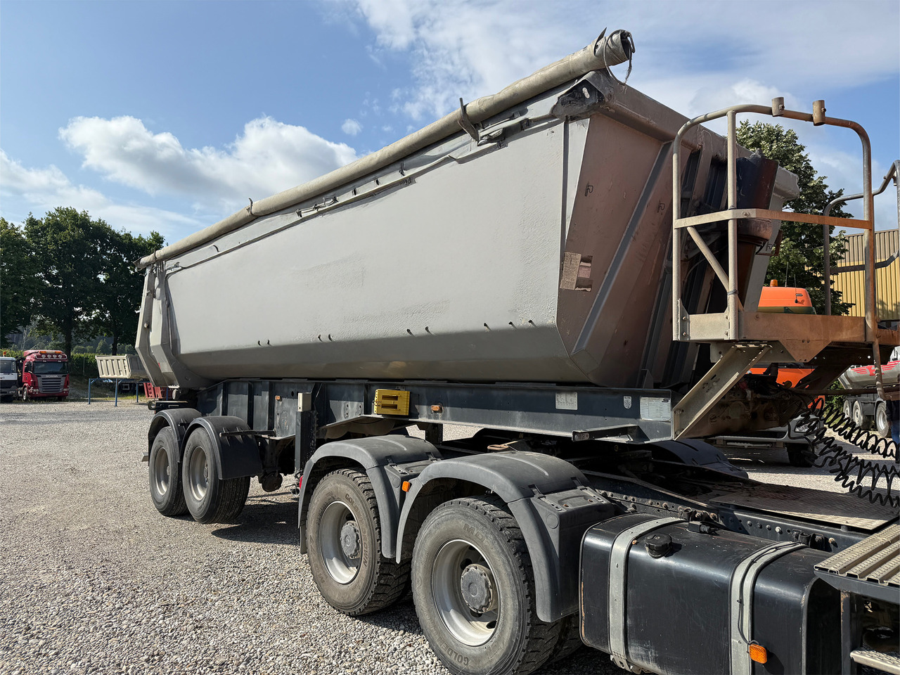 MAN TGS 26.480 SZM 6x4 mit Kippauflieger - Camión volquete: foto 3 MAN TGS 26.480 SZM 6x4 mit Kippauflieger - Camión volquete: foto 3