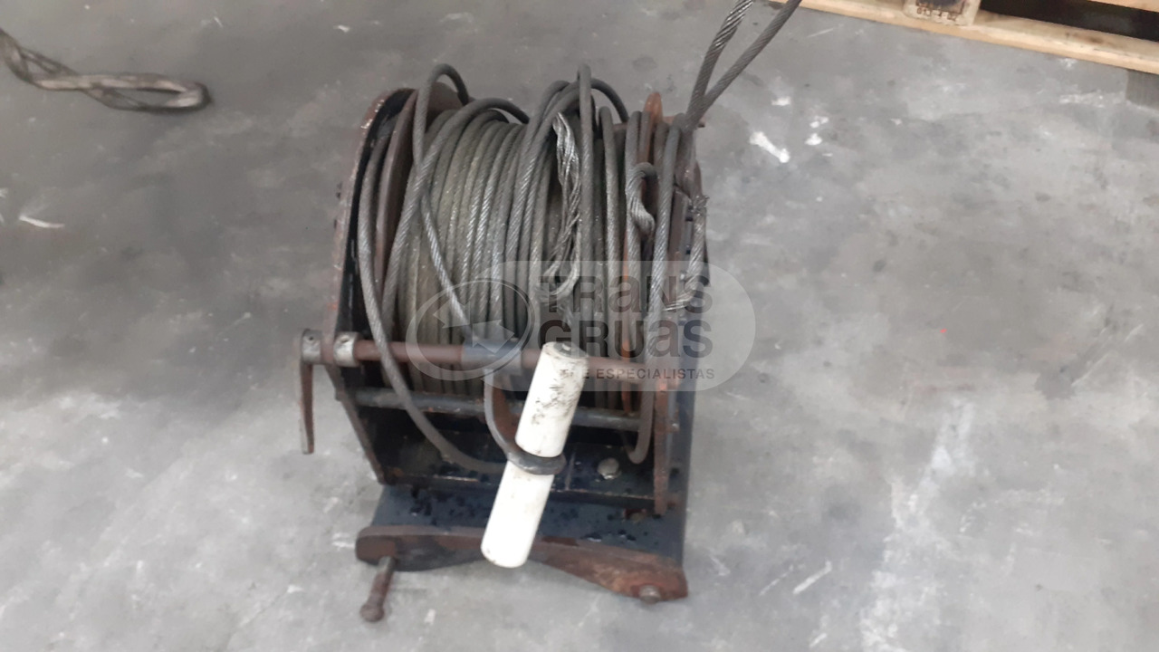 Cabrestante de elevación BREVINI V20 - Cabrestante: foto 1 Cabrestante de elevación BREVINI V20 - Cabrestante: foto 1