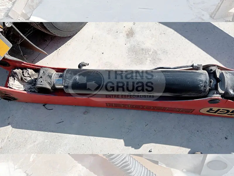 Grúa para camión para Camión Grúa PK 12001 solo para recambios: foto 7