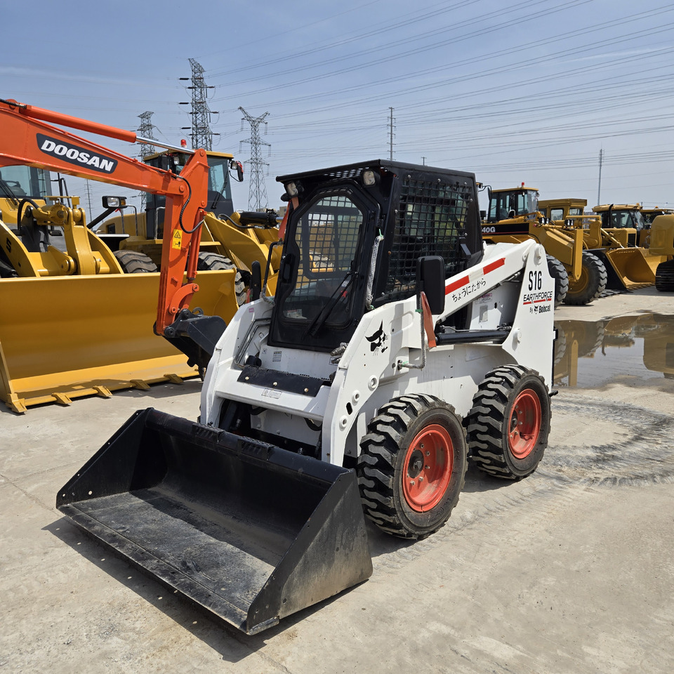 Bobcat S16 - Minicargadora: foto 1 Bobcat S16 - Minicargadora: foto 1
