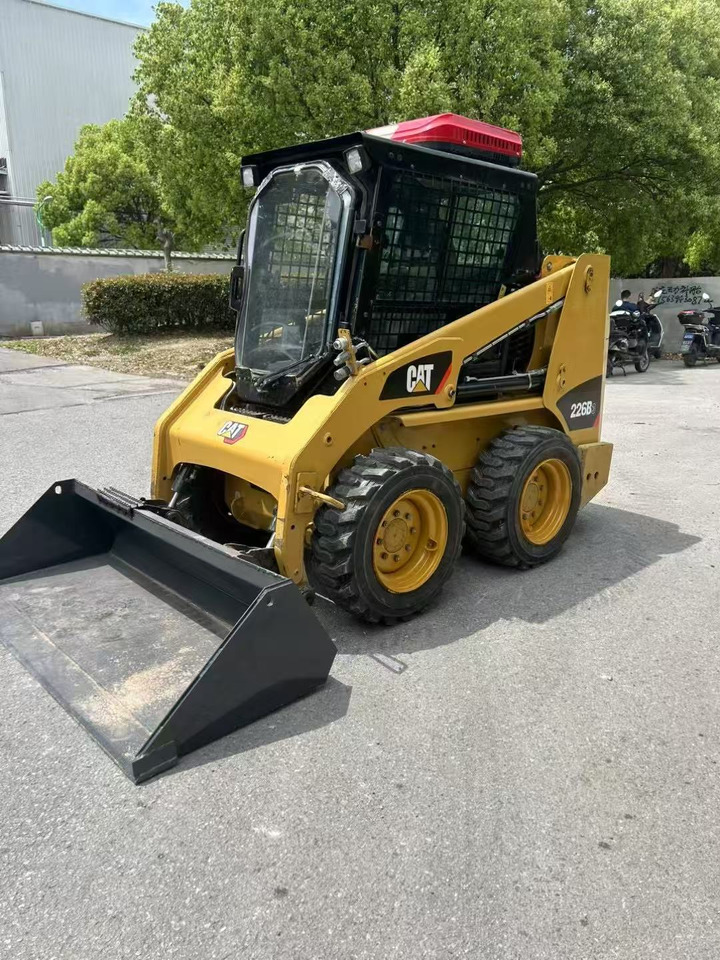 CATERPILLAR 226B - Minicargadora: foto 3 CATERPILLAR 226B - Minicargadora: foto 3