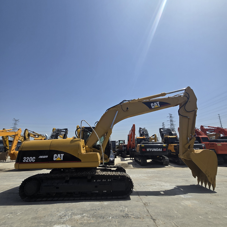 CATERPILLAR 320C - Excavadora: foto 3 CATERPILLAR 320C - Excavadora: foto 3