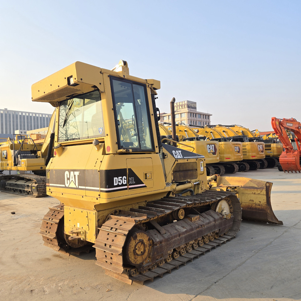 CATERPILLAR D5G - Bulldozer: foto 4 CATERPILLAR D5G - Bulldozer: foto 4