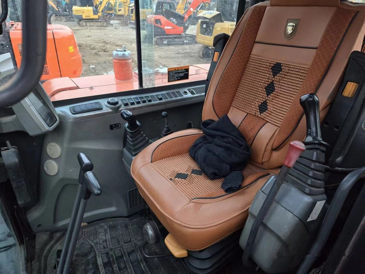 Doosan DX60-9 - Excavadora de cadenas: foto 4 Doosan DX60-9 - Excavadora de cadenas: foto 4