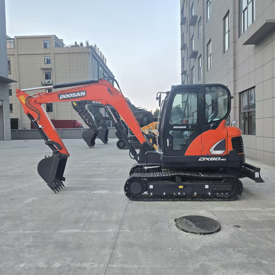 Doosan DX60 - Miniexcavadora: foto 1 Doosan DX60 - Miniexcavadora: foto 1
