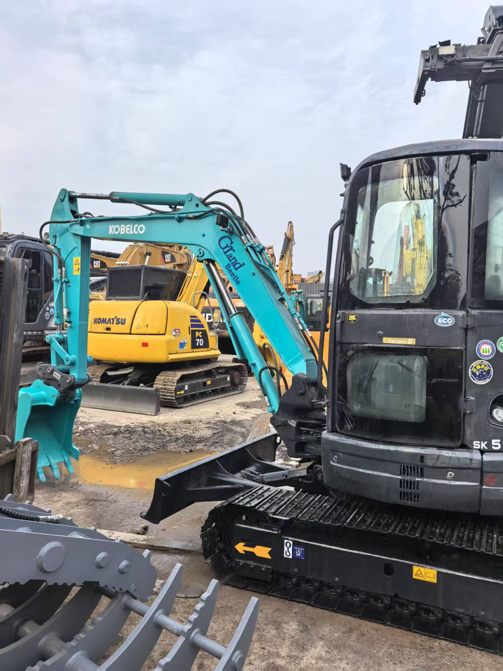 KOBELCO SK55 - Miniexcavadora: foto 2 KOBELCO SK55 - Miniexcavadora: foto 2