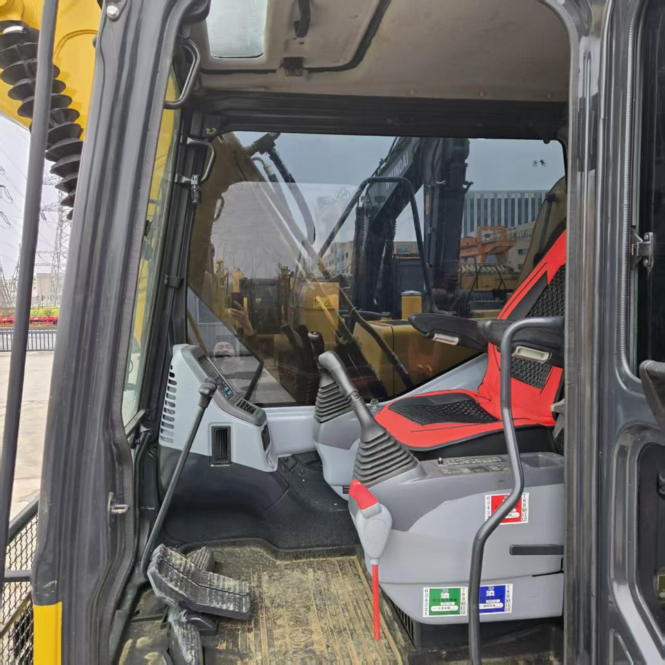 Excavadora KOMATSU PC110: foto 10 Excavadora KOMATSU PC110: foto 10