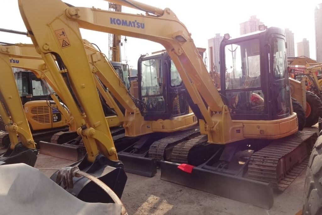 Komatsu PC55MR-2 - Miniexcavadora: foto 1 Komatsu PC55MR-2 - Miniexcavadora: foto 1