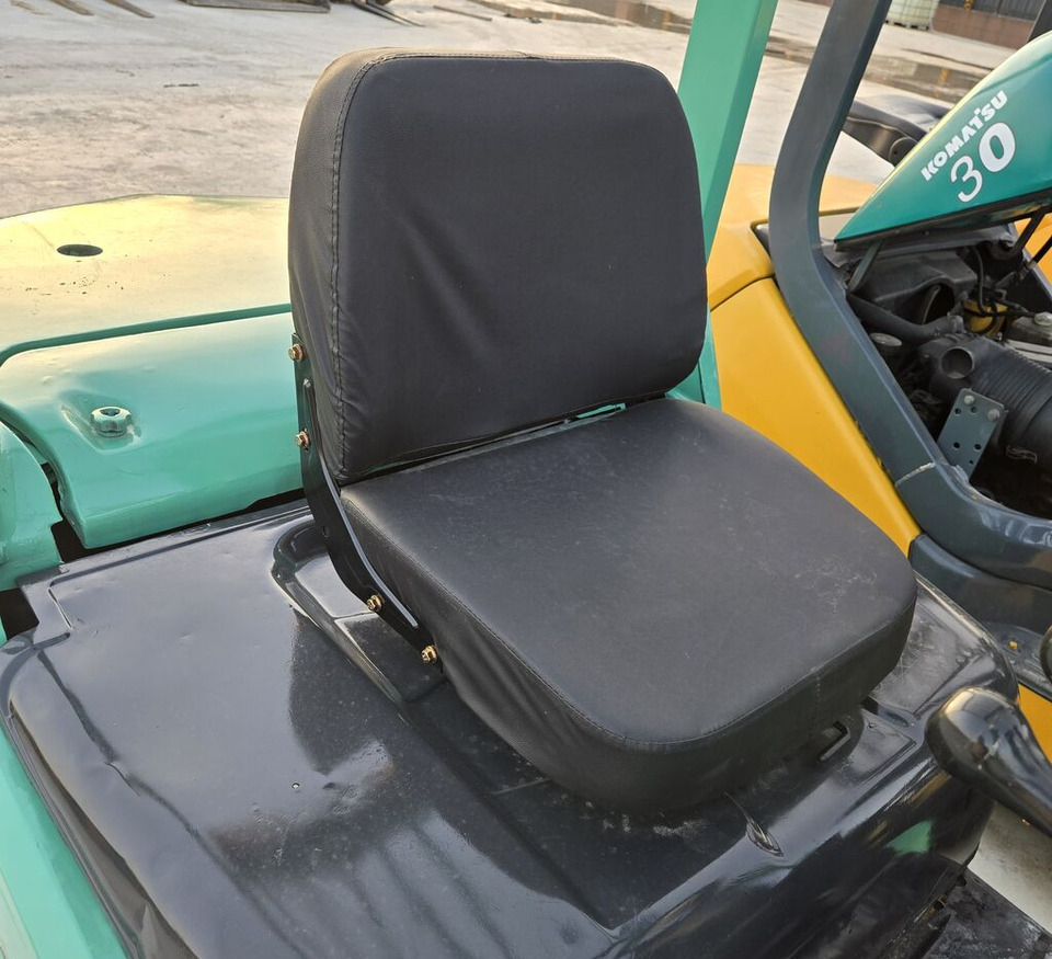 Mitsubishi FD30 with swing fork - Carretilla elevadora diésel: foto 4 Mitsubishi FD30 with swing fork - Carretilla elevadora diésel: foto 4