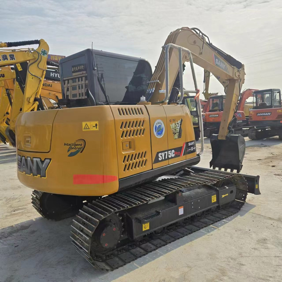 SANY SY75C - Miniexcavadora: foto 3 SANY SY75C - Miniexcavadora: foto 3